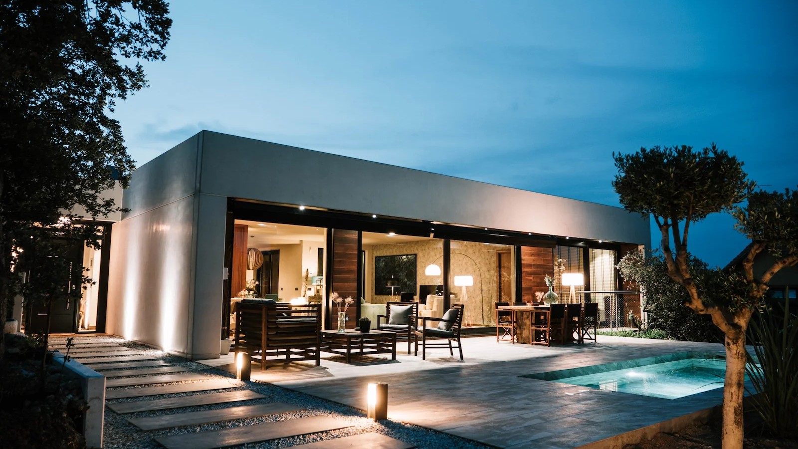 Casa The Concrete Home