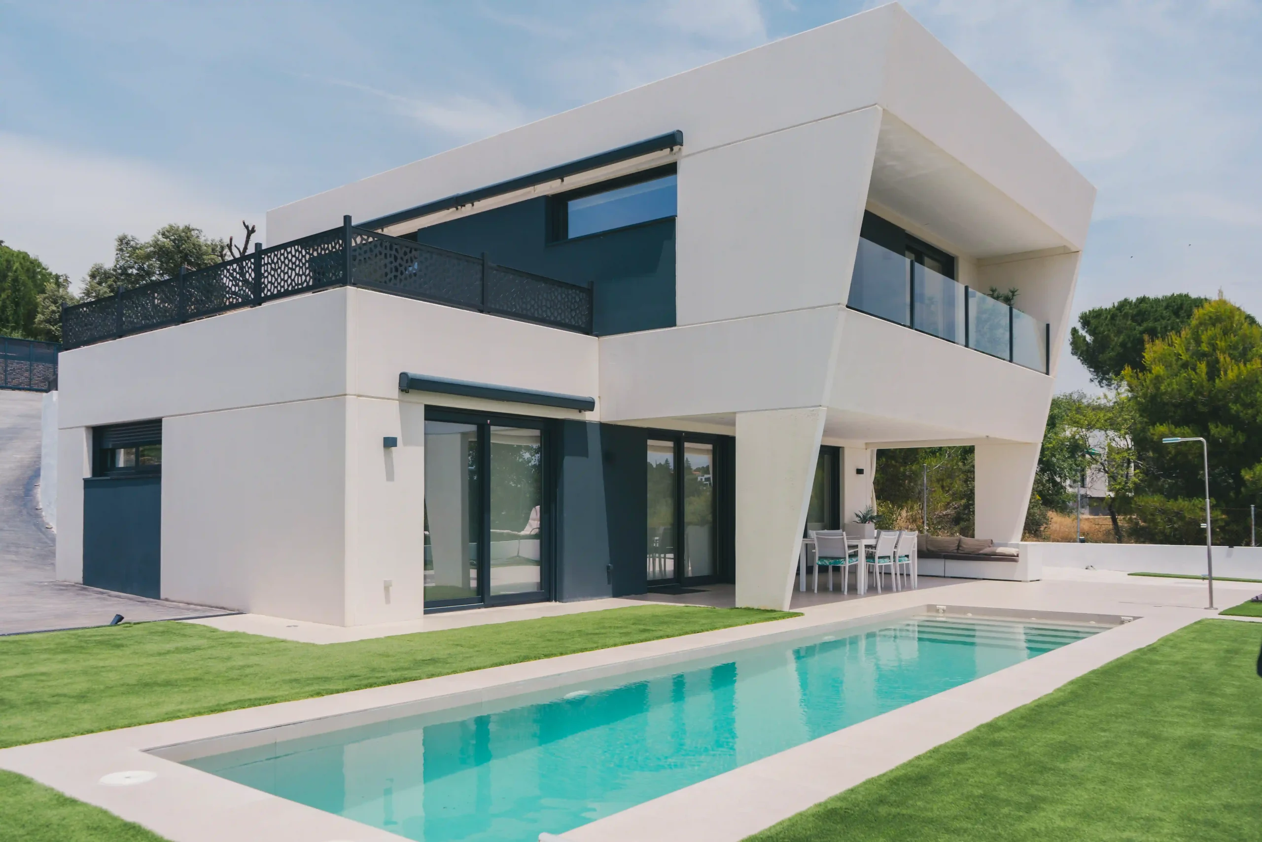 Casa The Concrete Home